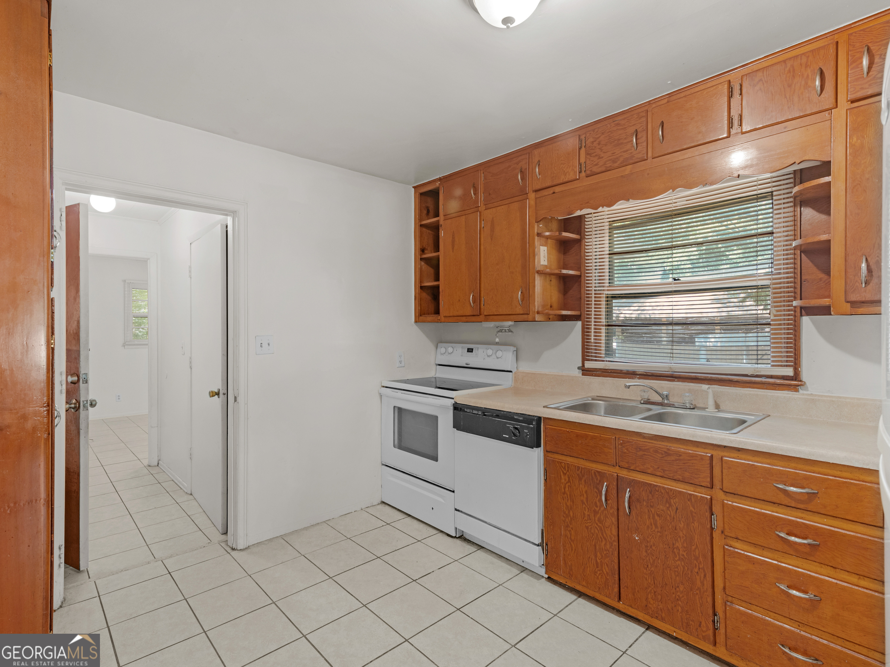 895 Laurel Street Forest Park GA 30297