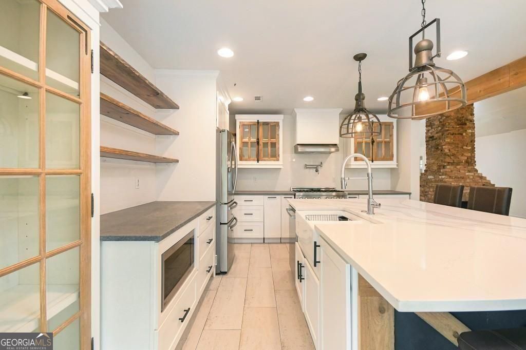 15585 Thompson Road Alpharetta GA 30004