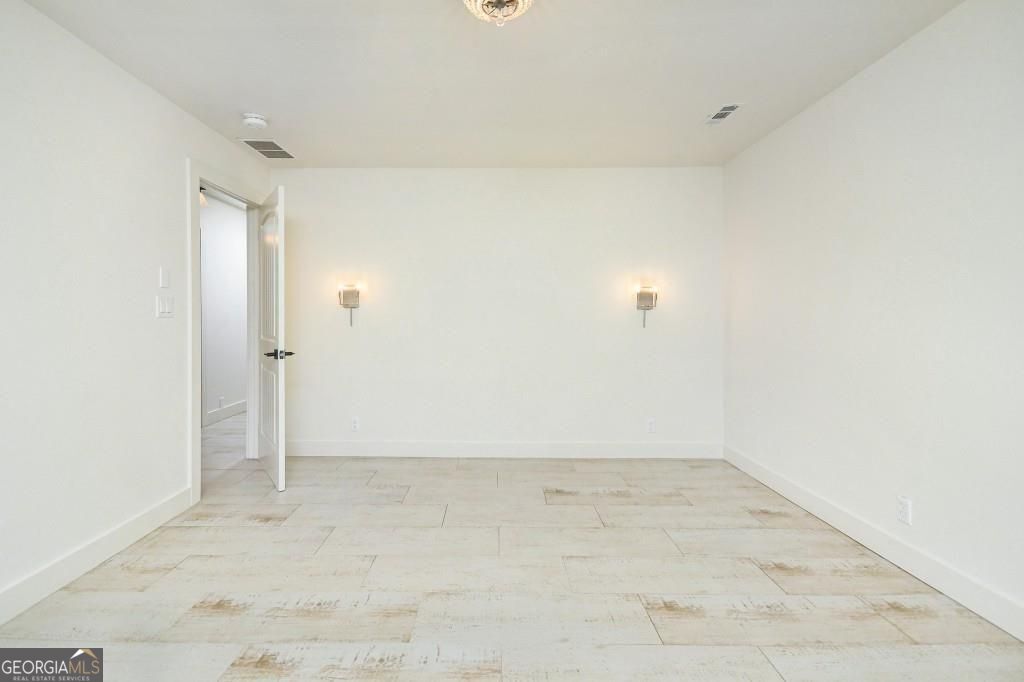 15585 Thompson Road Alpharetta GA 30004