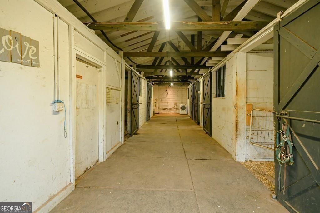 15585 Thompson Road Alpharetta GA 30004