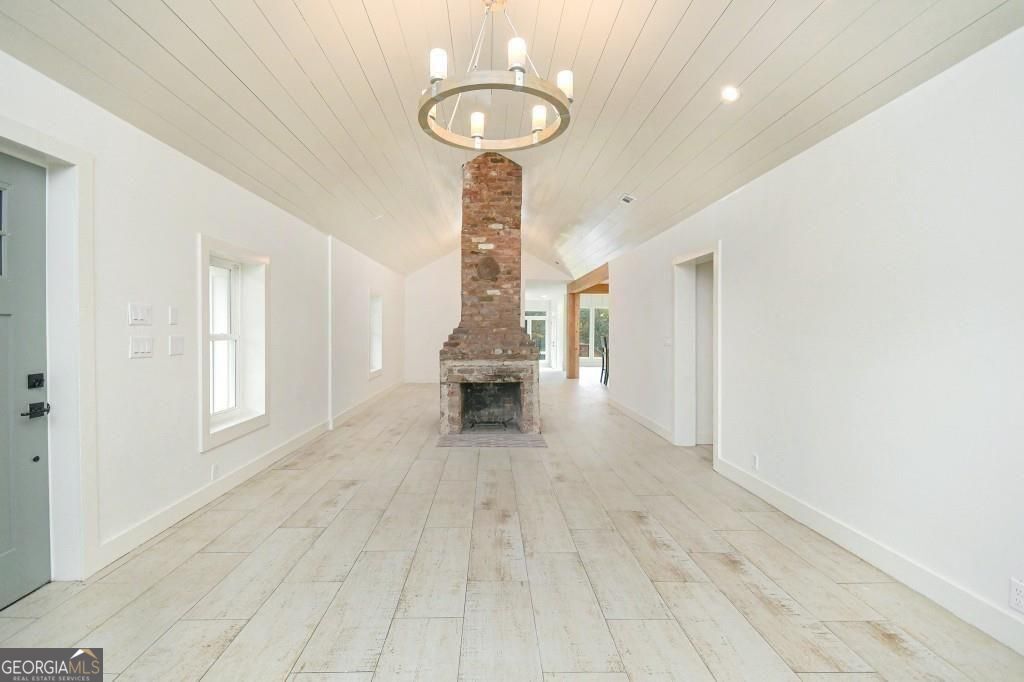 15585 Thompson Road Alpharetta GA 30004