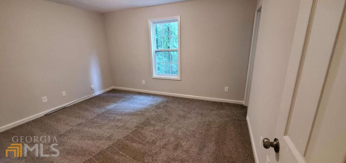 6050 April Drive Sugar Hill GA 30518
