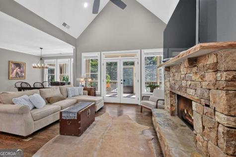 2703 Hwy 382w Ellijay GA 30540