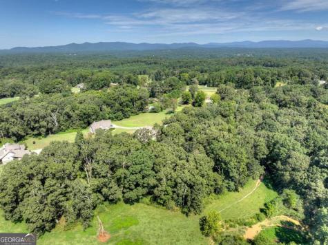 2703 Hwy 382w Ellijay GA 30540