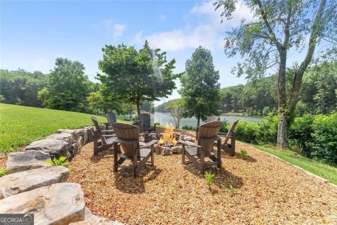 1055 S Laceola Road Cleveland GA 30528