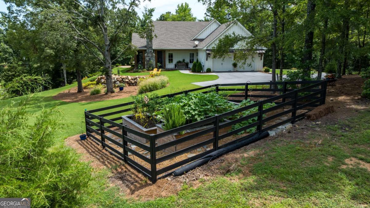 185 Marion Dairy Road SE Lindale GA 30147