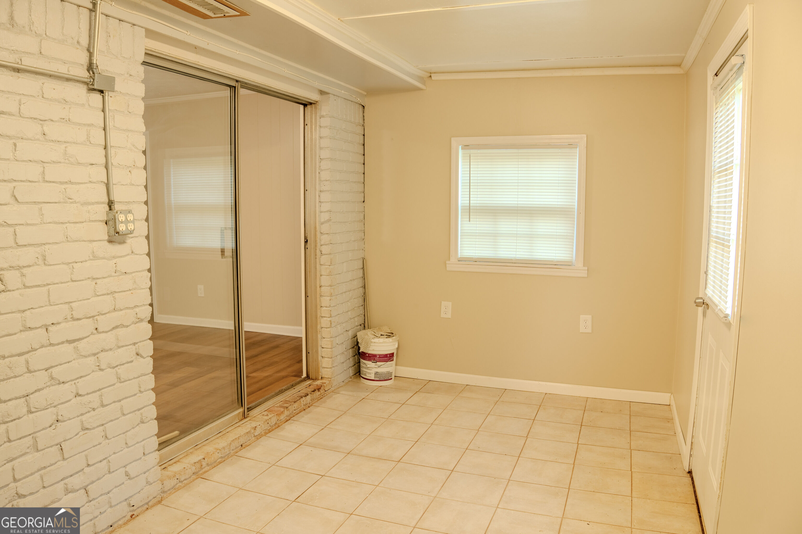 7466 Ann Street Riverdale GA 30274