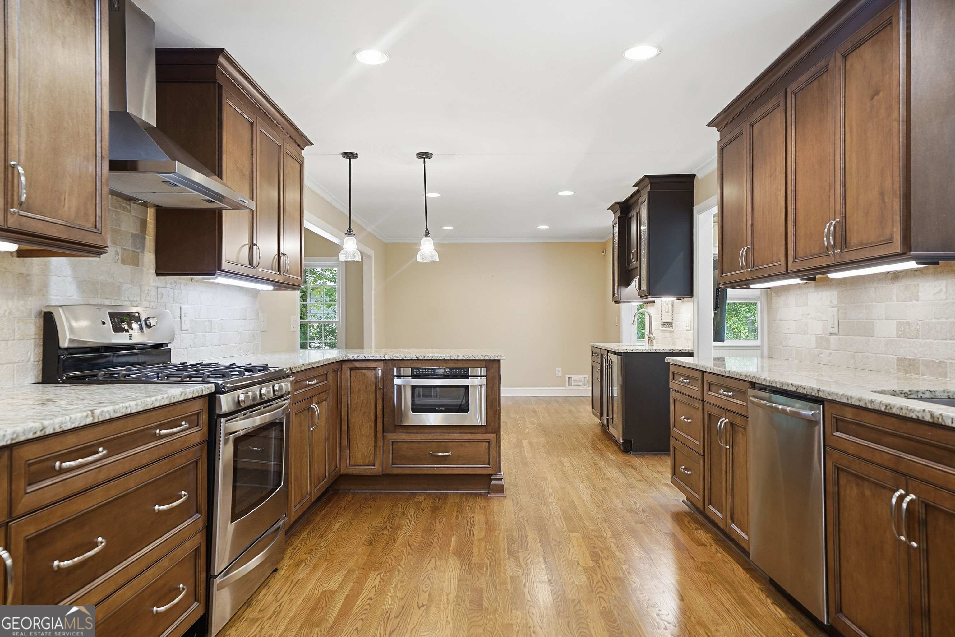 122 Plantation Trace Woodstock GA 30188