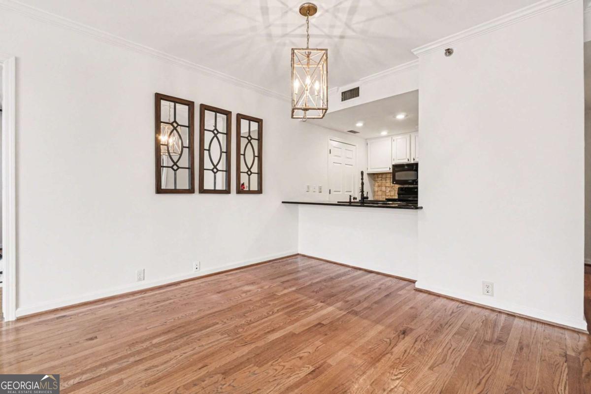3481 Lakeside Drive NE Atlanta GA 30326
