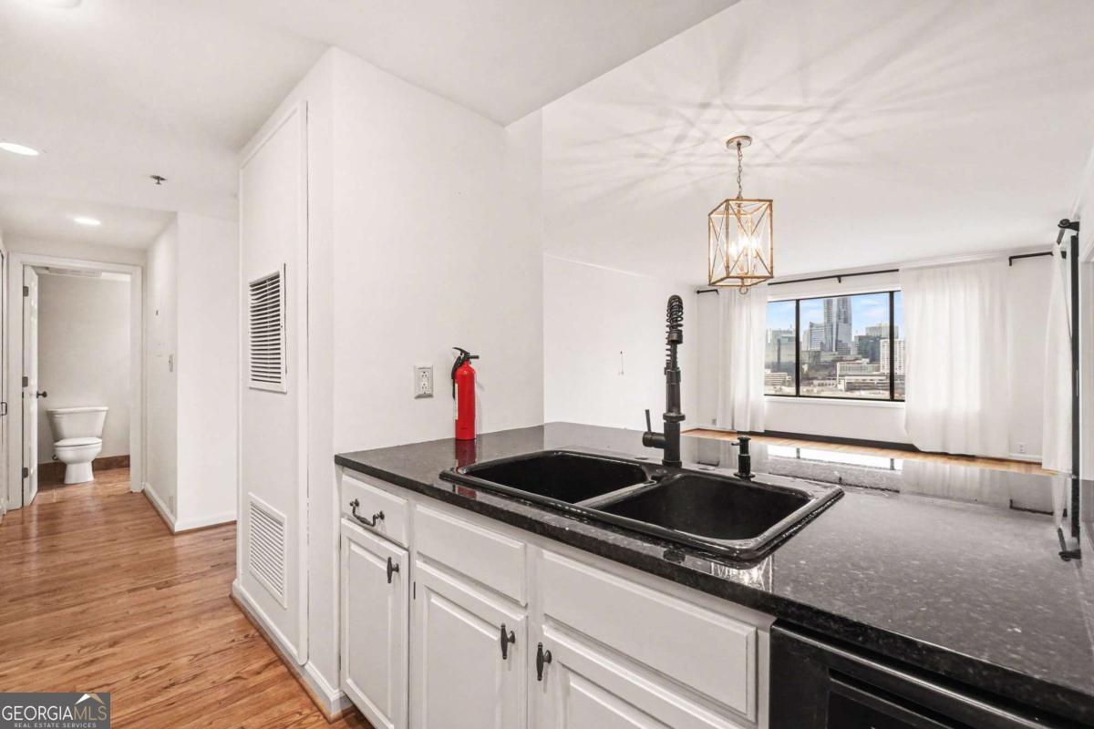 3481 Lakeside Drive NE Atlanta GA 30326