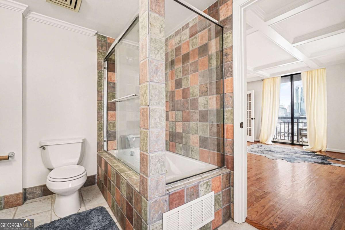 3481 Lakeside Drive NE Atlanta GA 30326