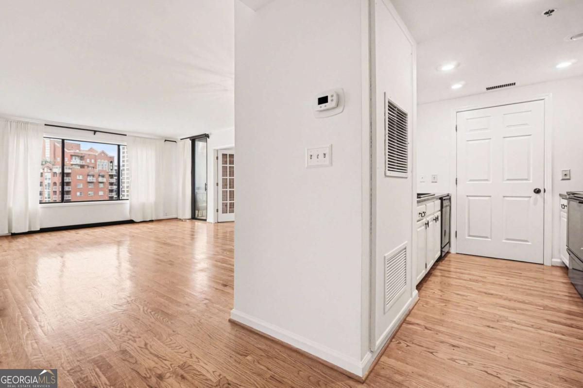 3481 Lakeside Drive NE Atlanta GA 30326