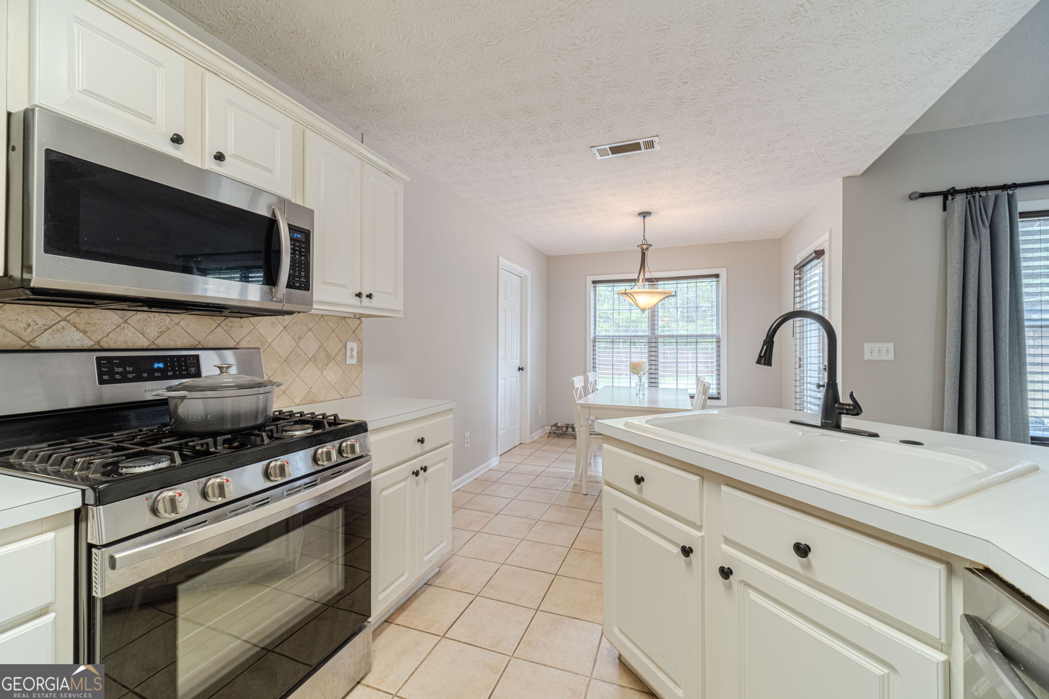 6130 Devonshire Drive Flowery Branch GA 30542