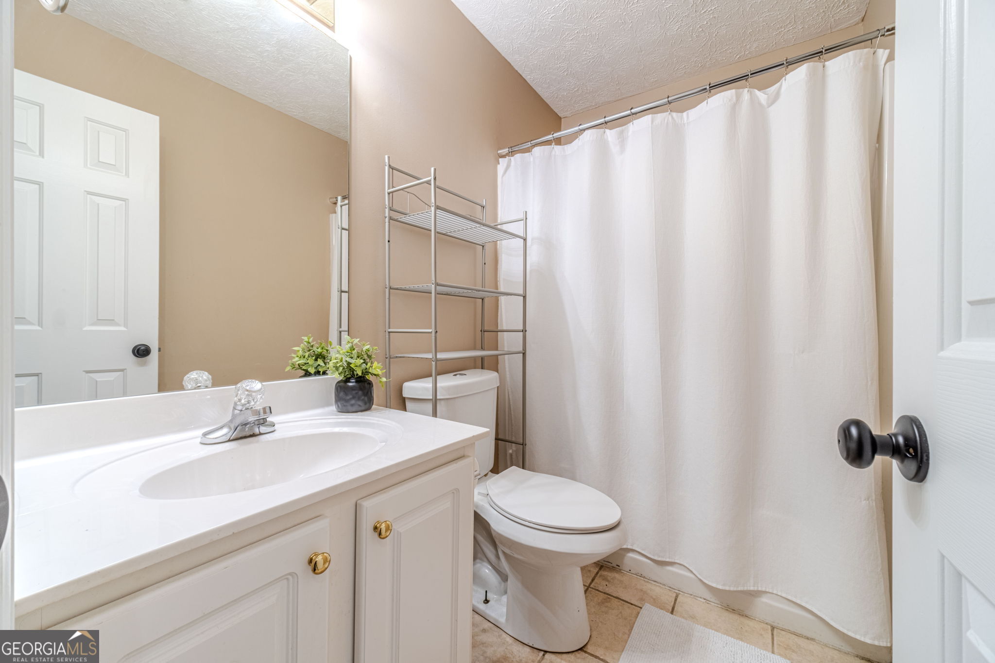 6130 Devonshire Drive Flowery Branch GA 30542