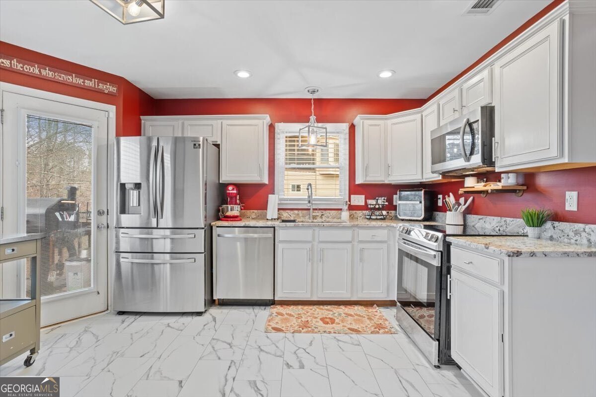 122 Horseshoe Bend Jasper GA 30143