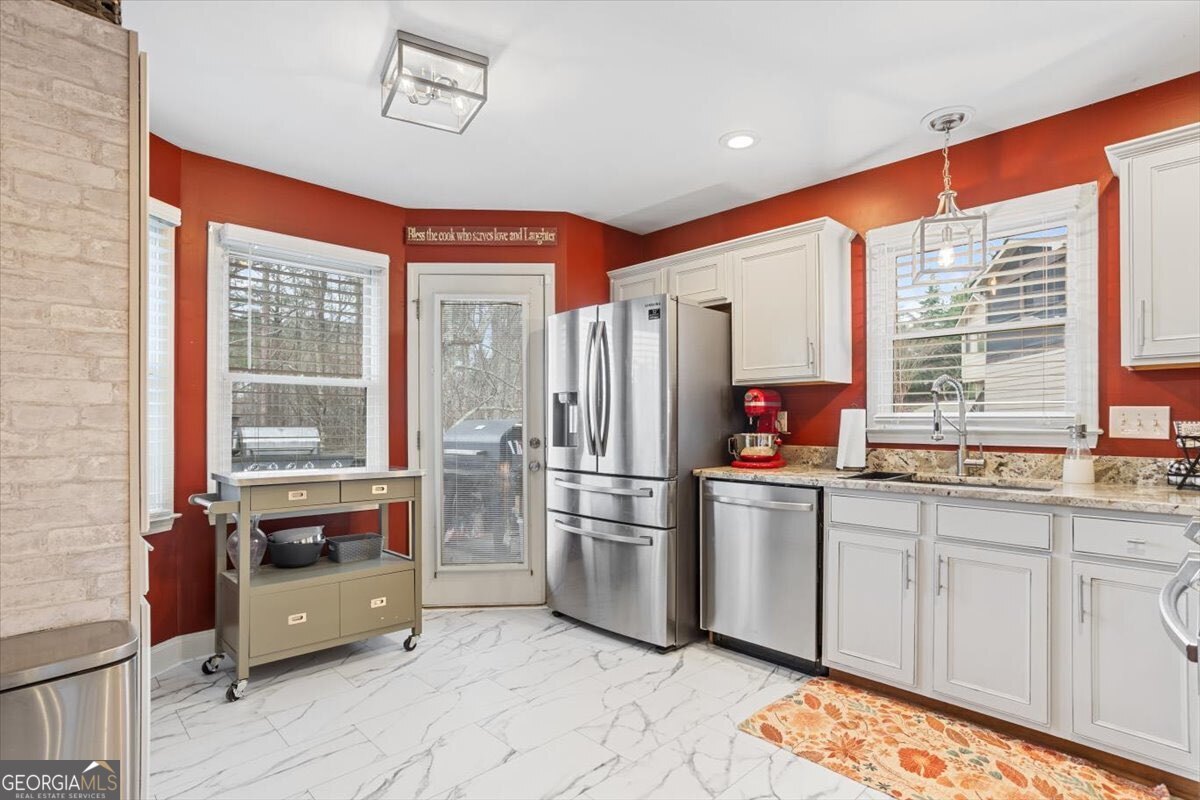 122 Horseshoe Bend Jasper GA 30143