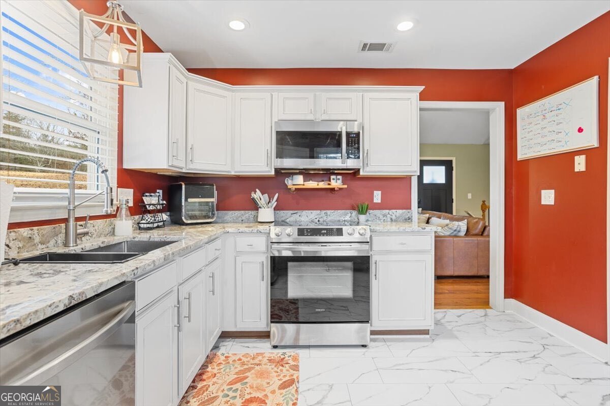 122 Horseshoe Bend Jasper GA 30143