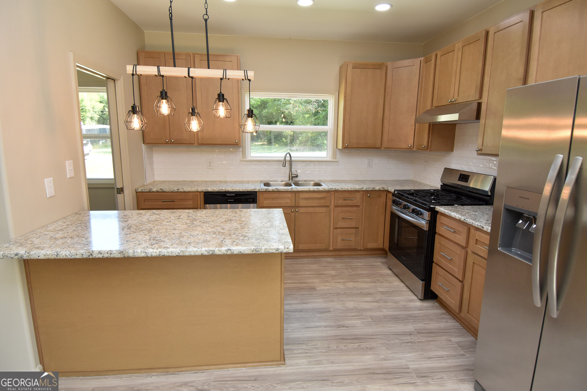 124 Johnson Street Barnesville GA 30204