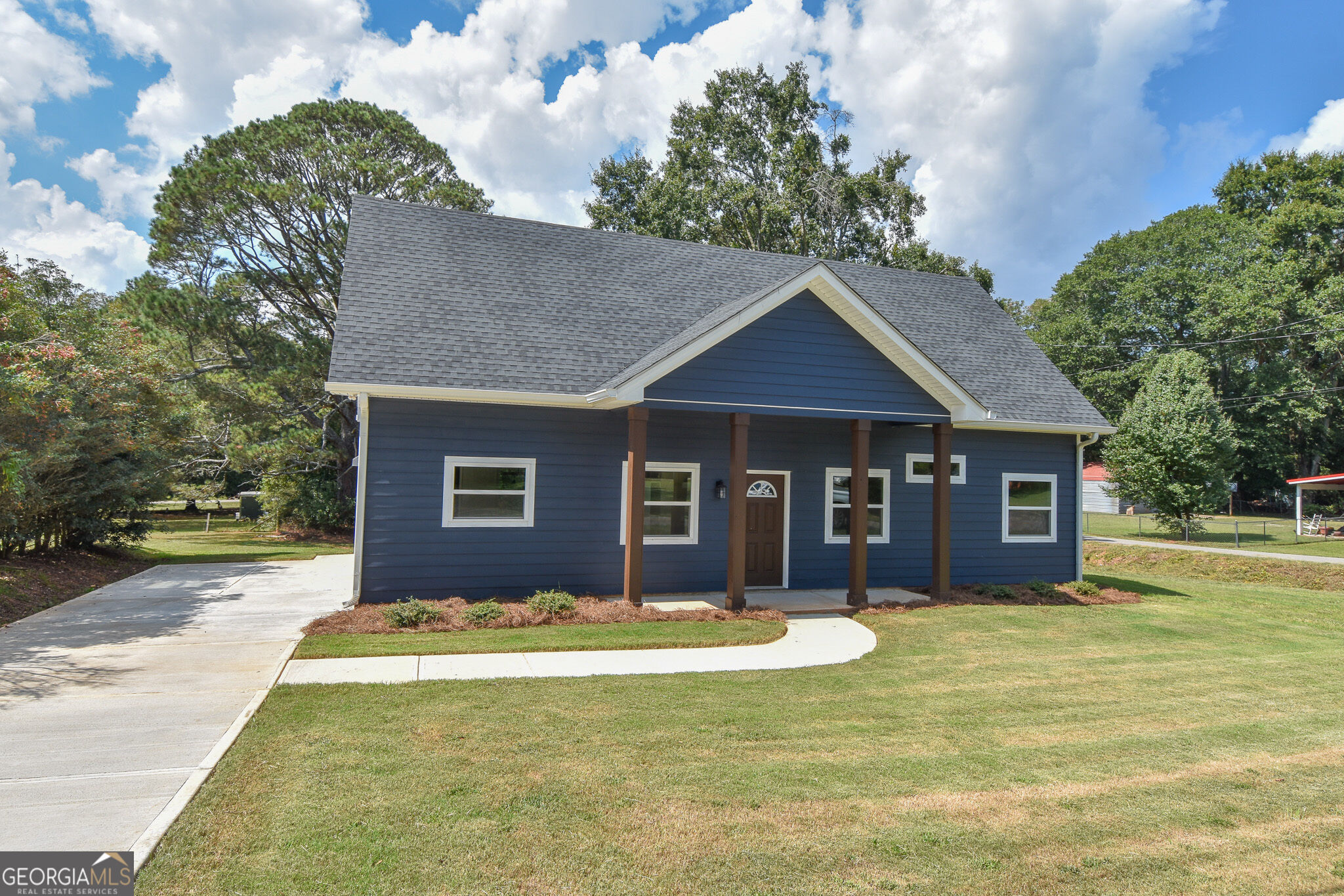124 Johnson Street Barnesville GA 30204