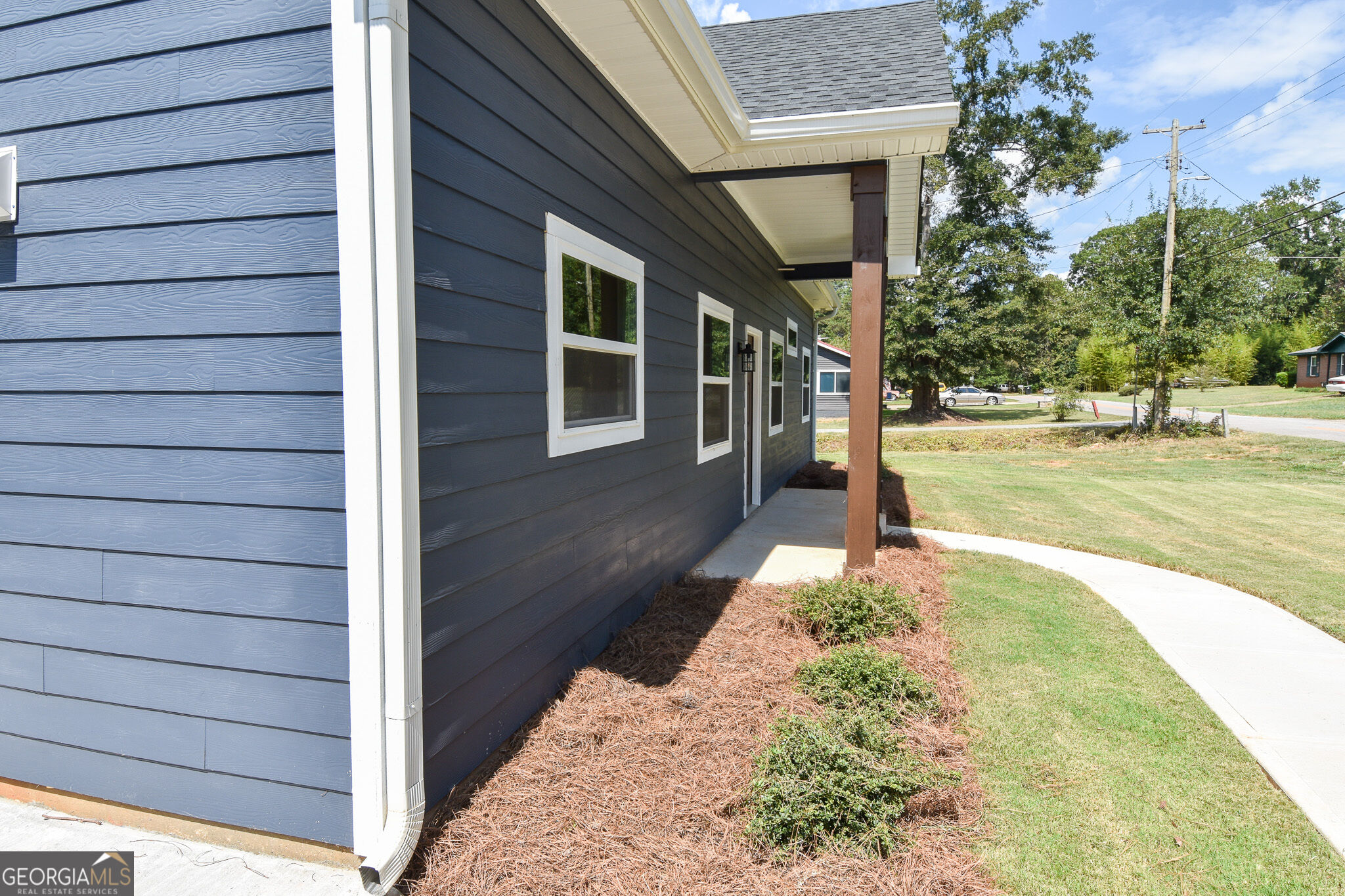 124 Johnson Street Barnesville GA 30204