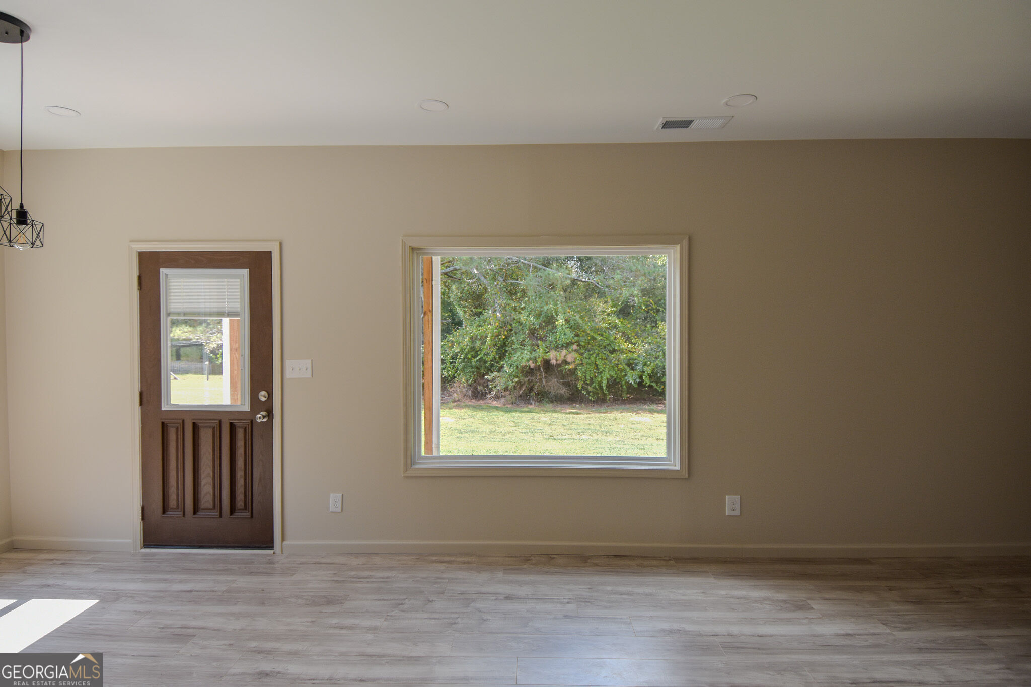 124 Johnson Street Barnesville GA 30204