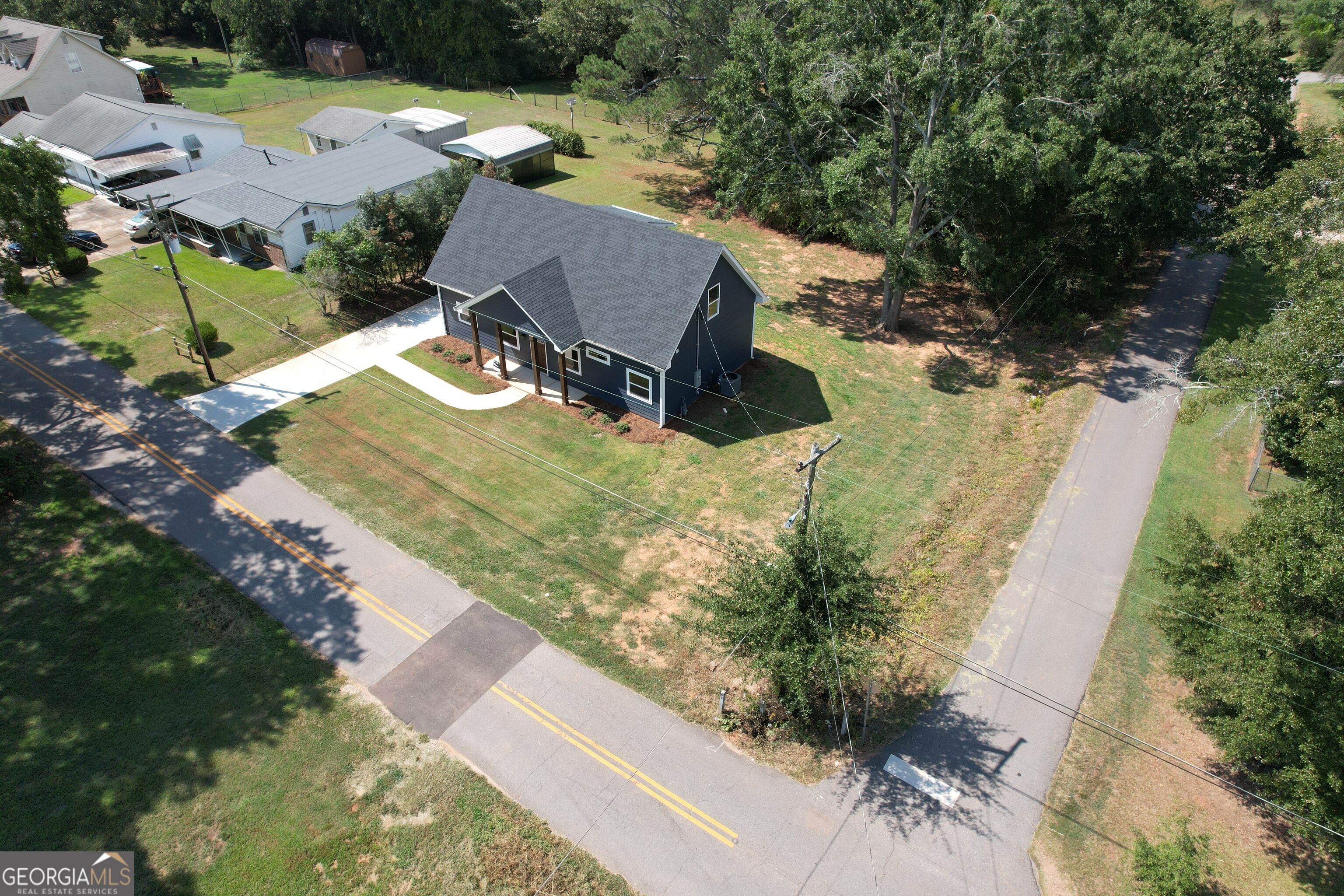 124 Johnson Street Barnesville GA 30204