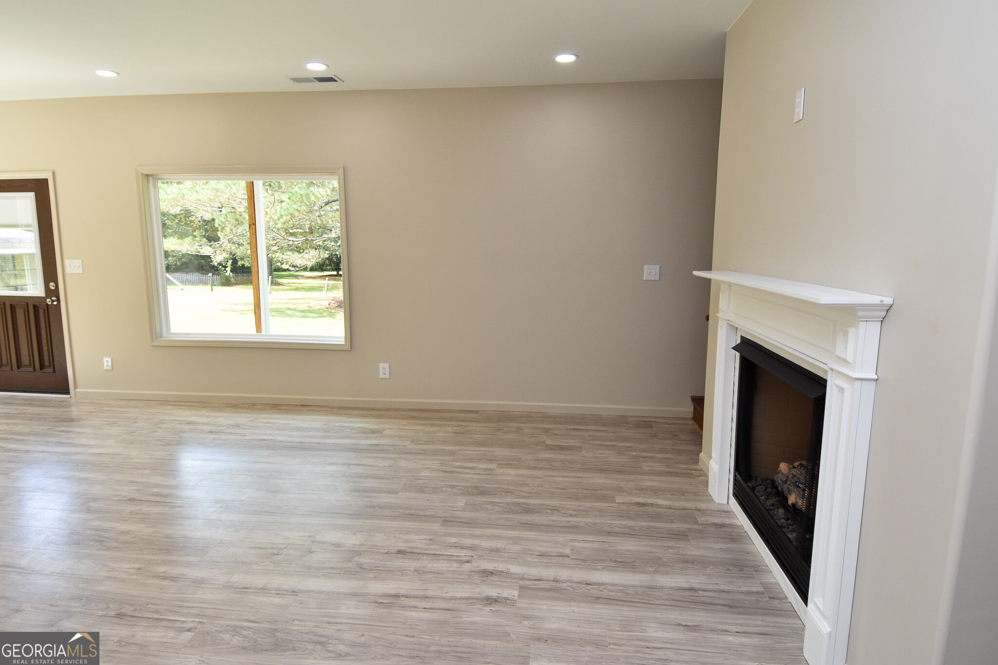 124 Johnson Street Barnesville GA 30204