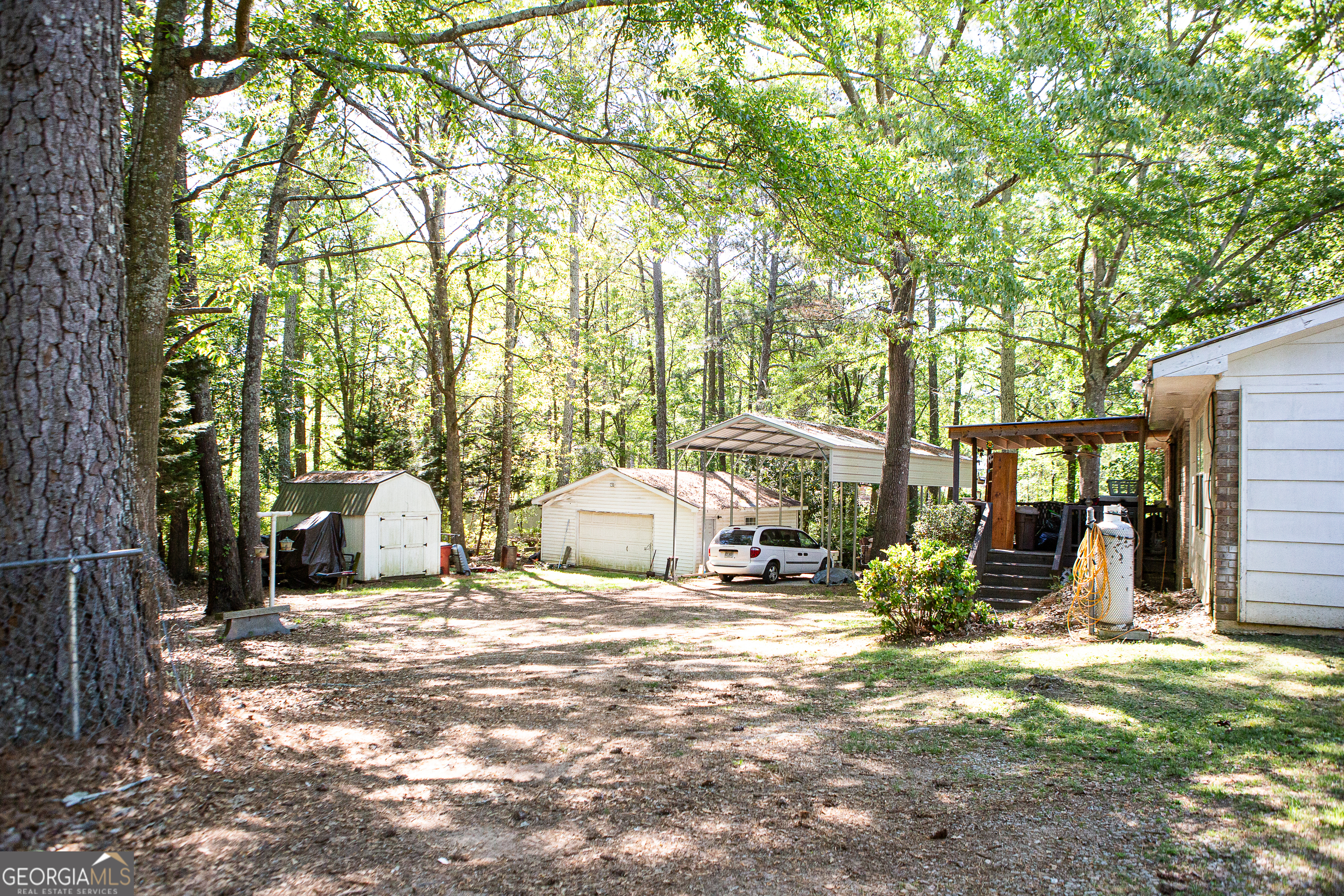 566 Colbert Grove Church Road Danielsville GA 30633