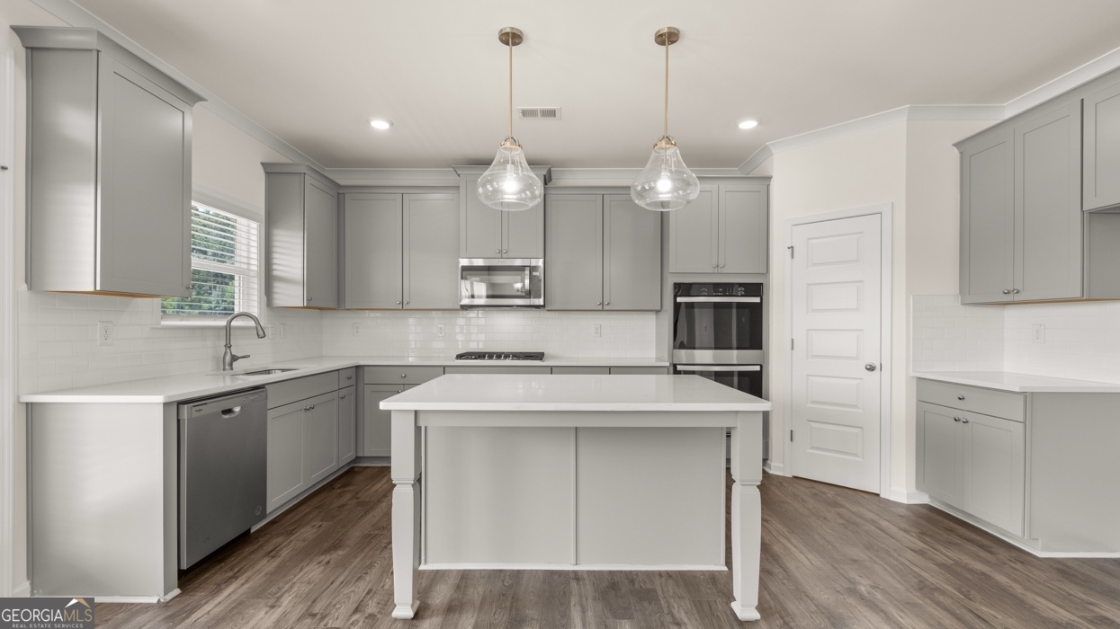 683 Edgar Hampton GA 30228