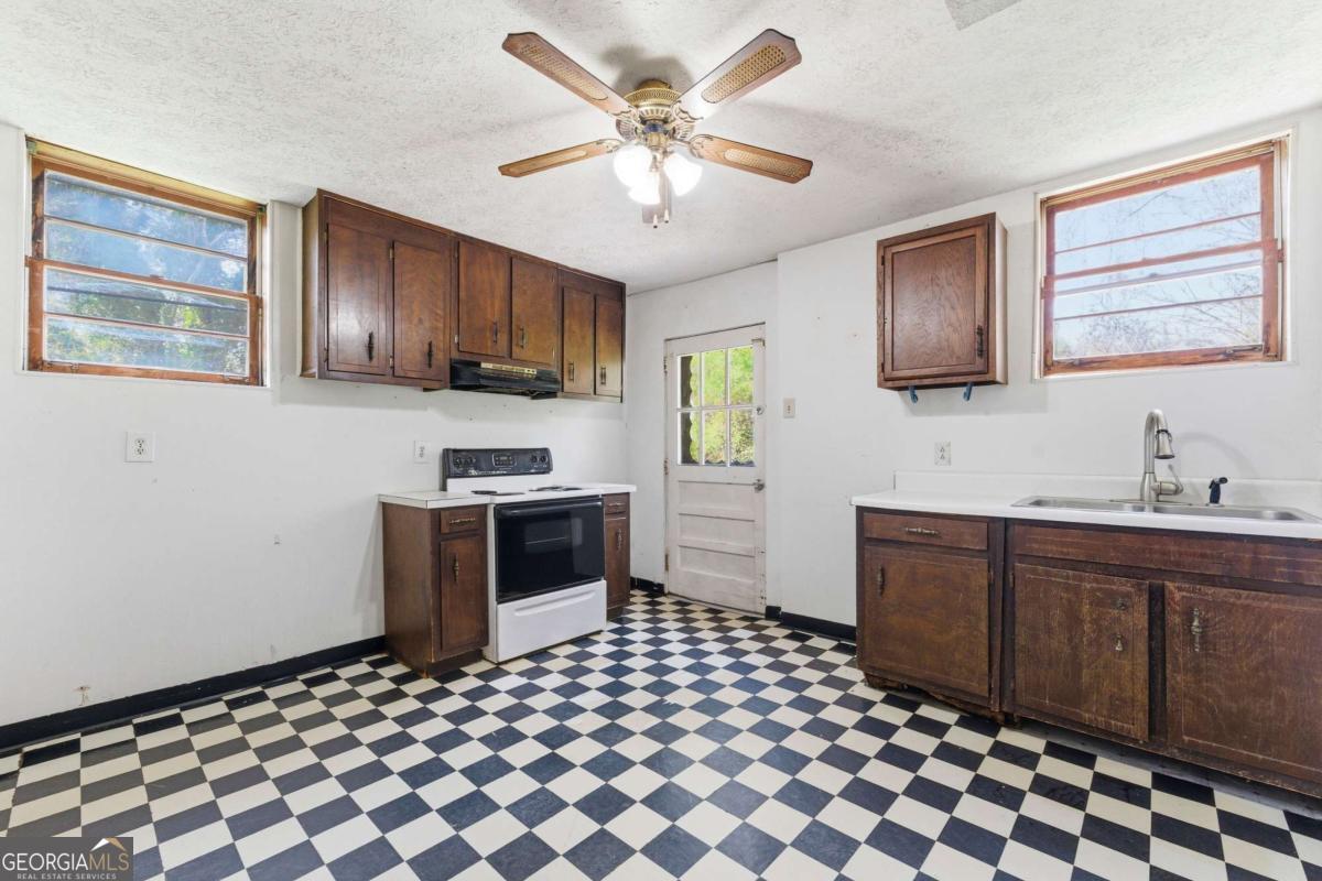 2567 Creston Way Morrow GA 30260