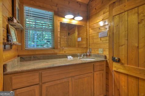 5757 Old Bucktown Road Ellijay GA 30536