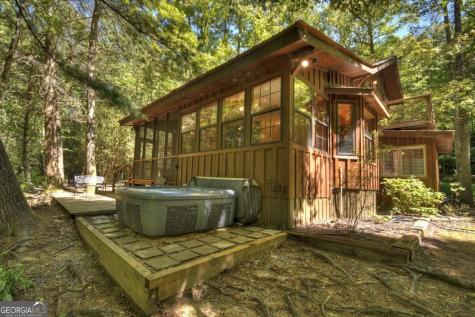 5757 Old Bucktown Road Ellijay GA 30536