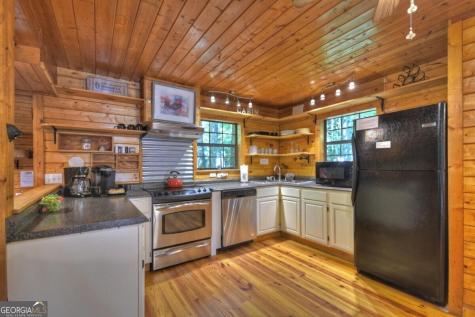 5757 Old Bucktown Road Ellijay GA 30536