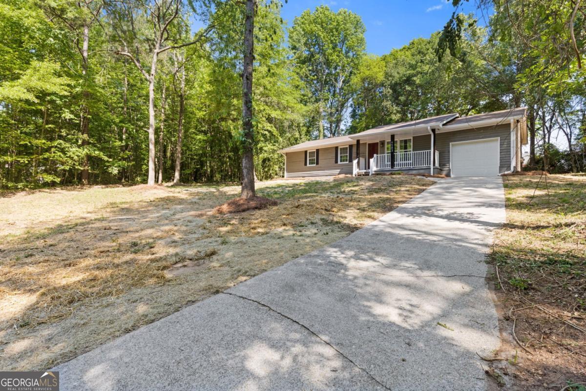 4583 N Woodlake Lane SE Conyers GA 30013