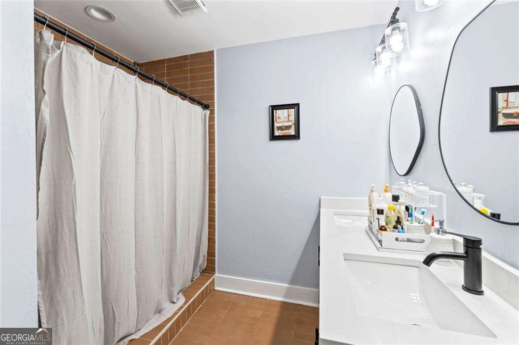 2061 Shady Lane Tucker GA 30084