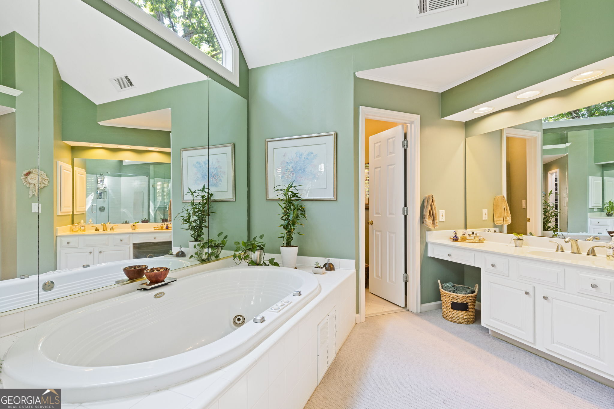 377 Connemara Crossing Lawrenceville GA 30044