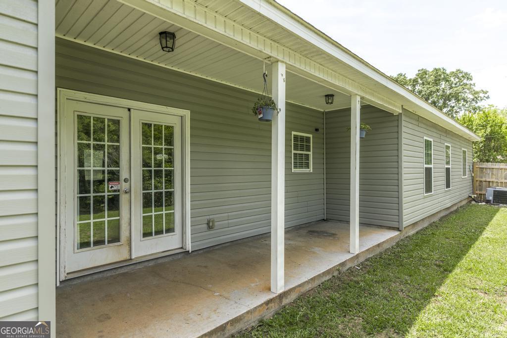 203 Franklin Street Bonaire GA 31005