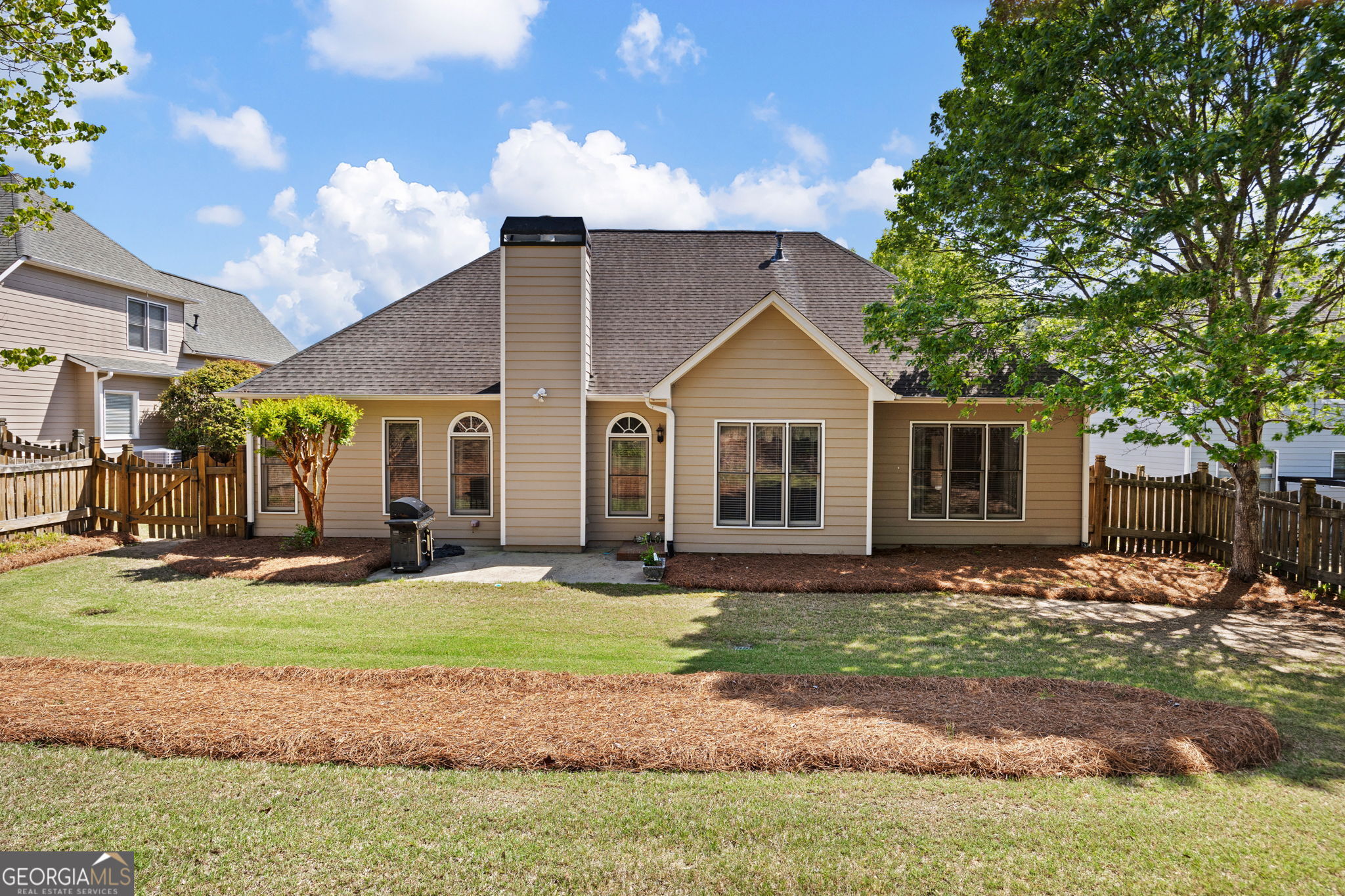 555 Golf Crest Drive Acworth GA 30101
