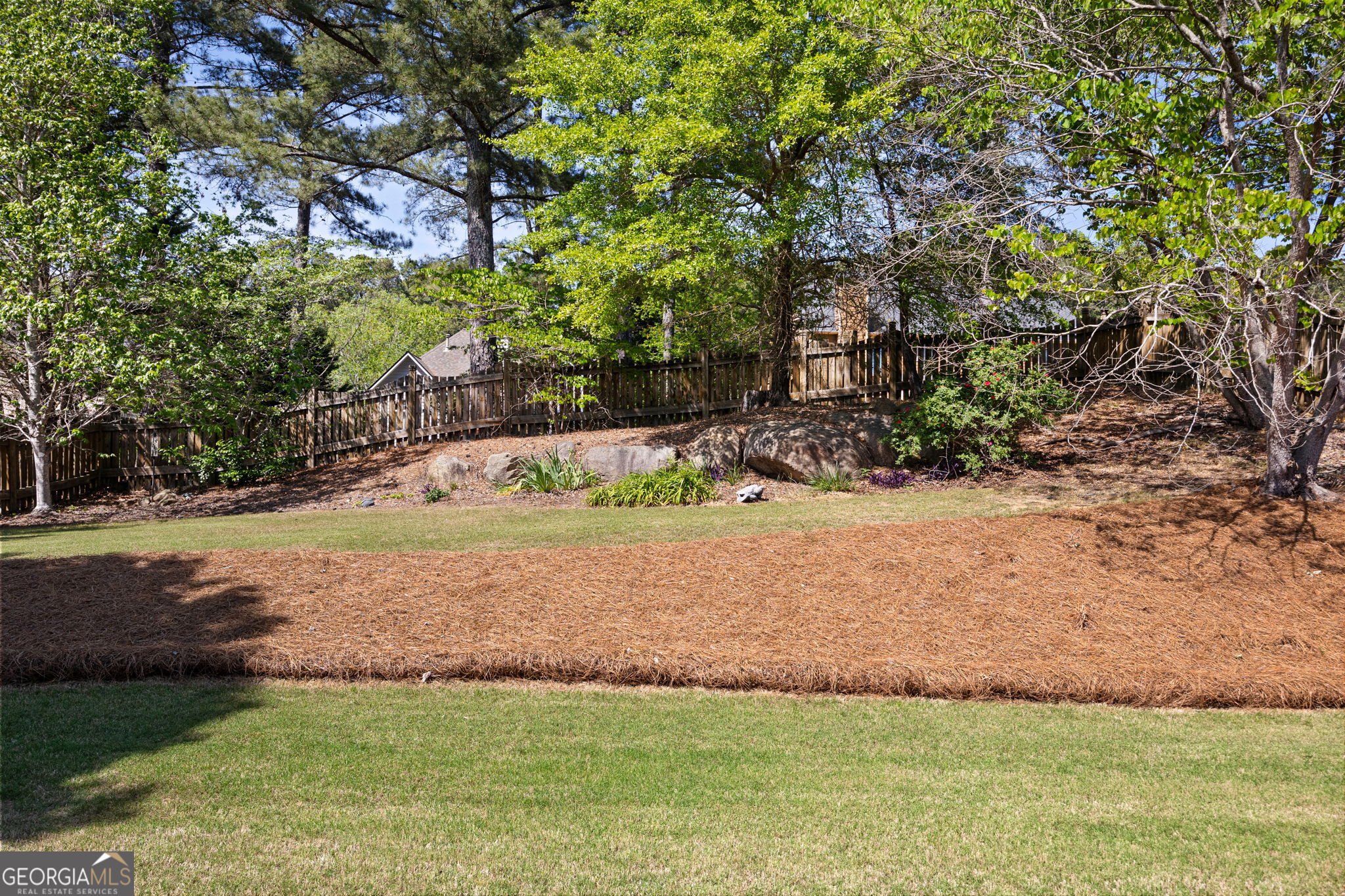 555 Golf Crest Drive Acworth GA 30101