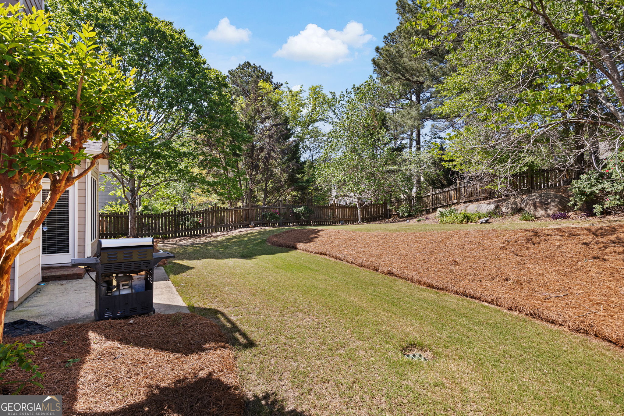 555 Golf Crest Drive Acworth GA 30101