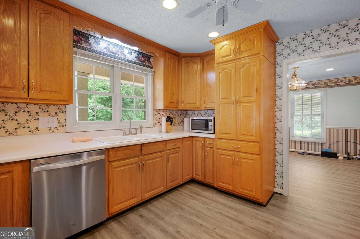 337 Fields Ferry Drive NE Calhoun GA 30701