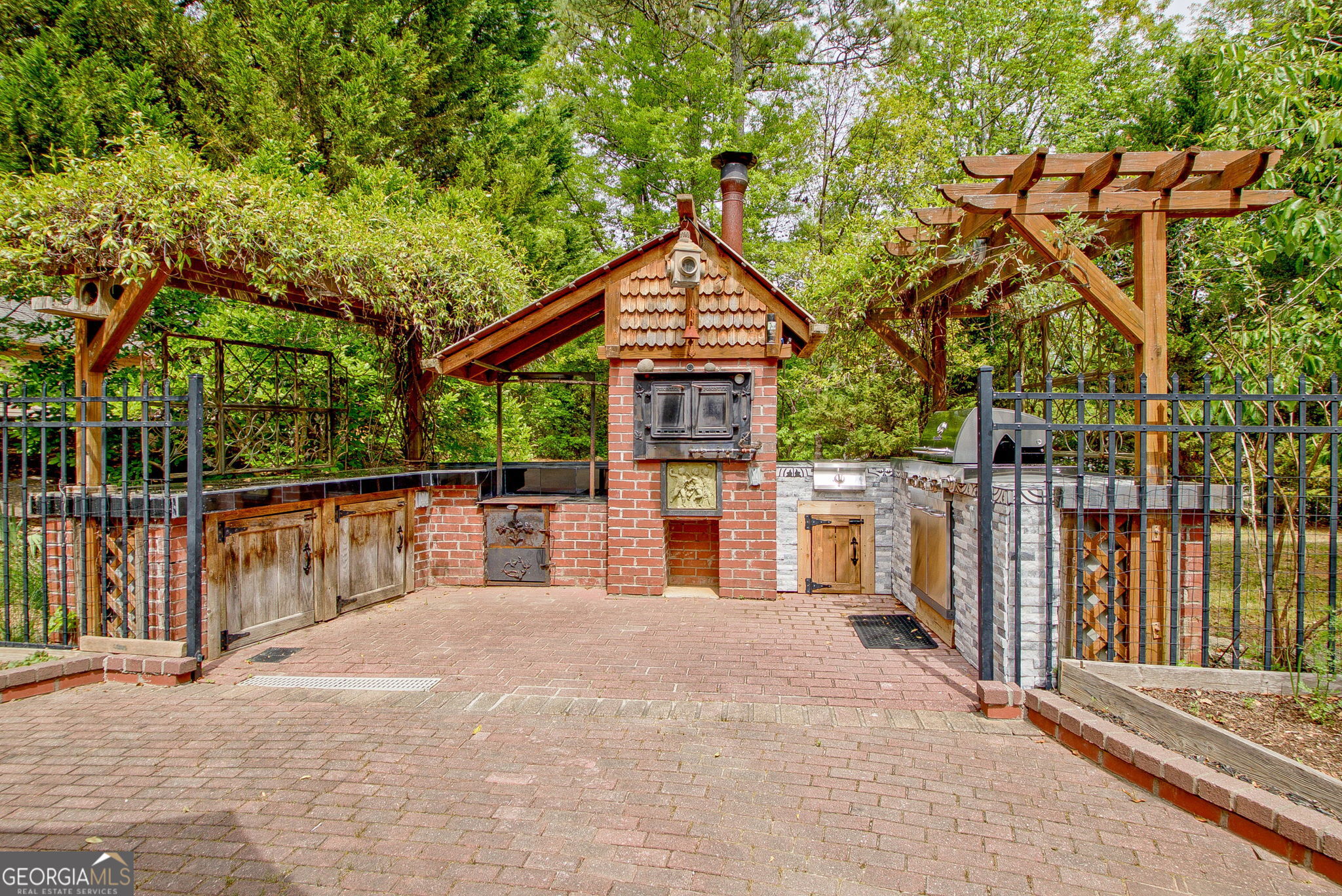 374 Persimmon Drive Sharpsburg GA 30277
