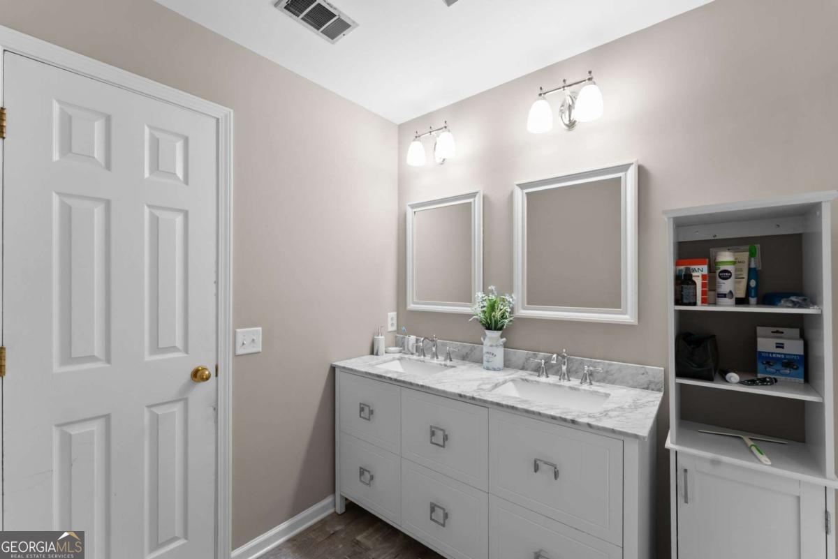 9724 Elliott Family Parkway Dawsonville GA 30536
