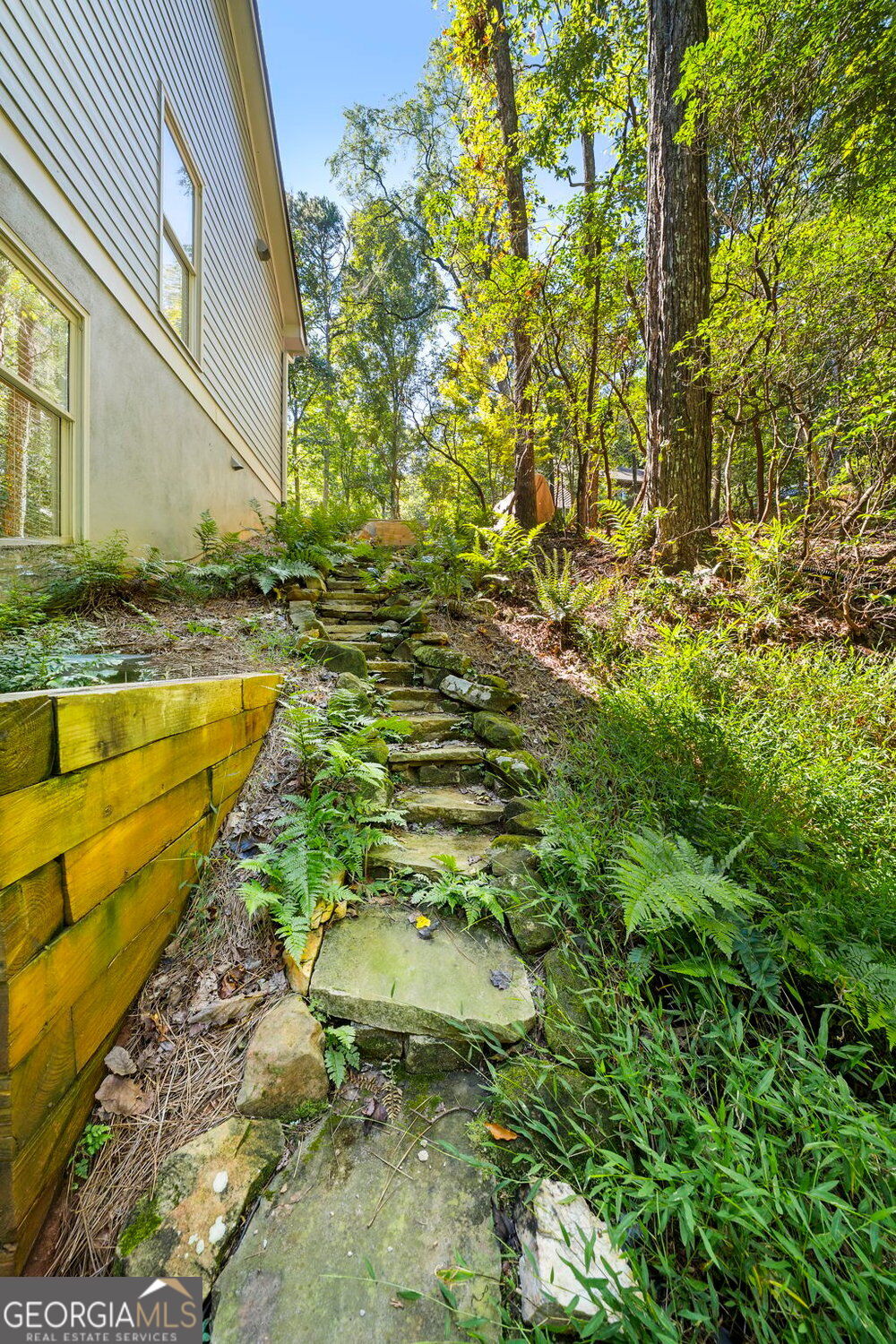 65 Red Oak Point Jasper GA 30143