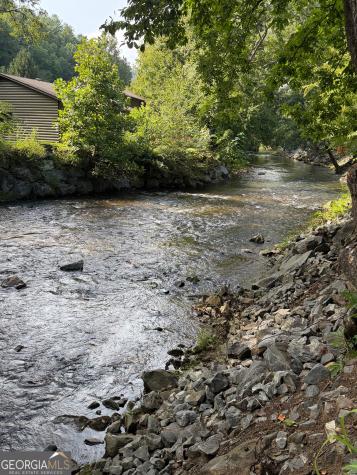 4126 Riverbank Run Hiawassee GA 30546