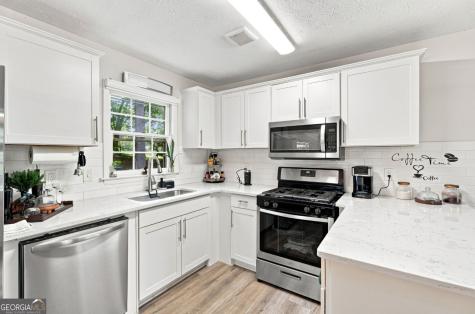 137 Landing Lane Powder Springs GA 30127