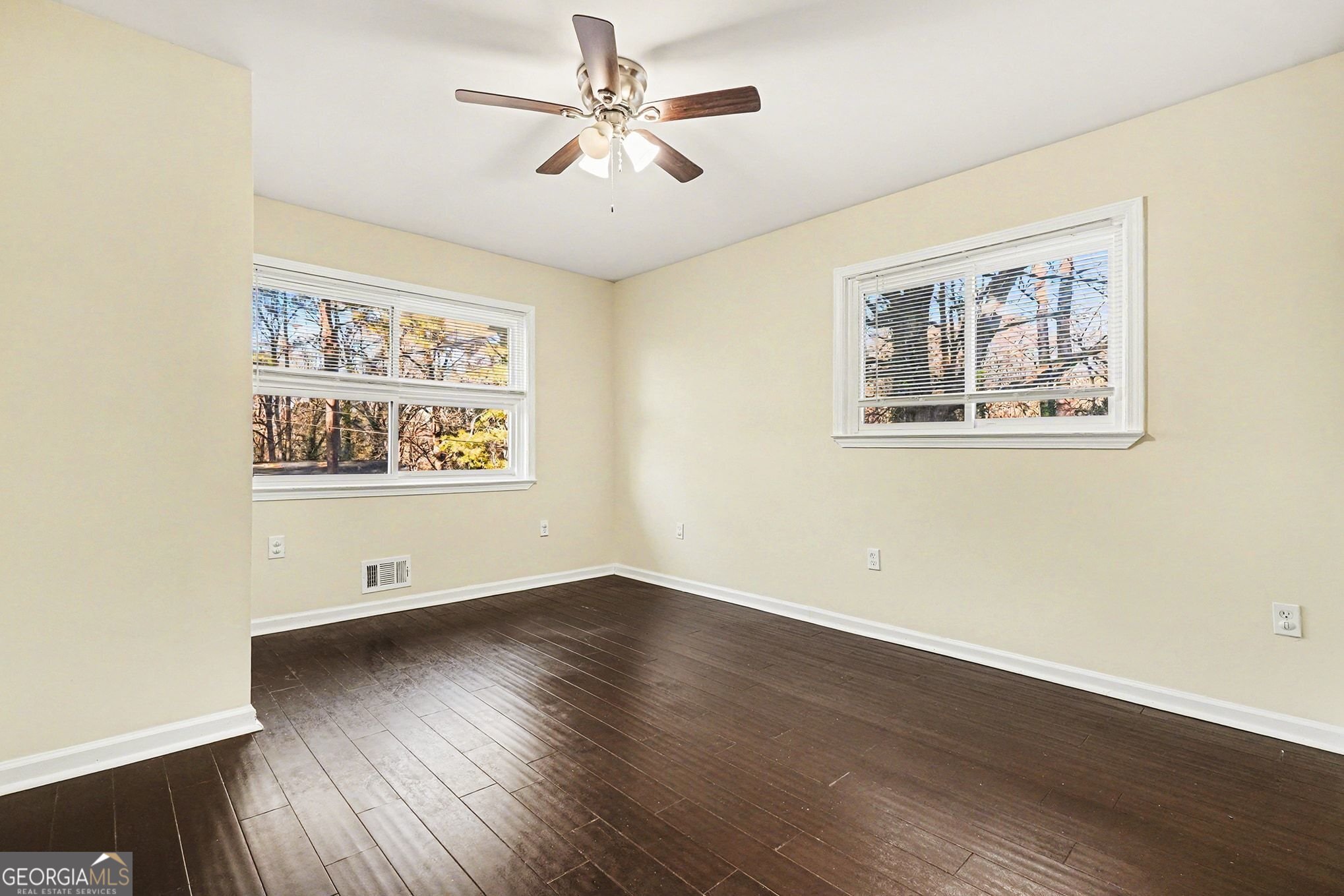 2494 Glenrock Drive Decatur GA 30032