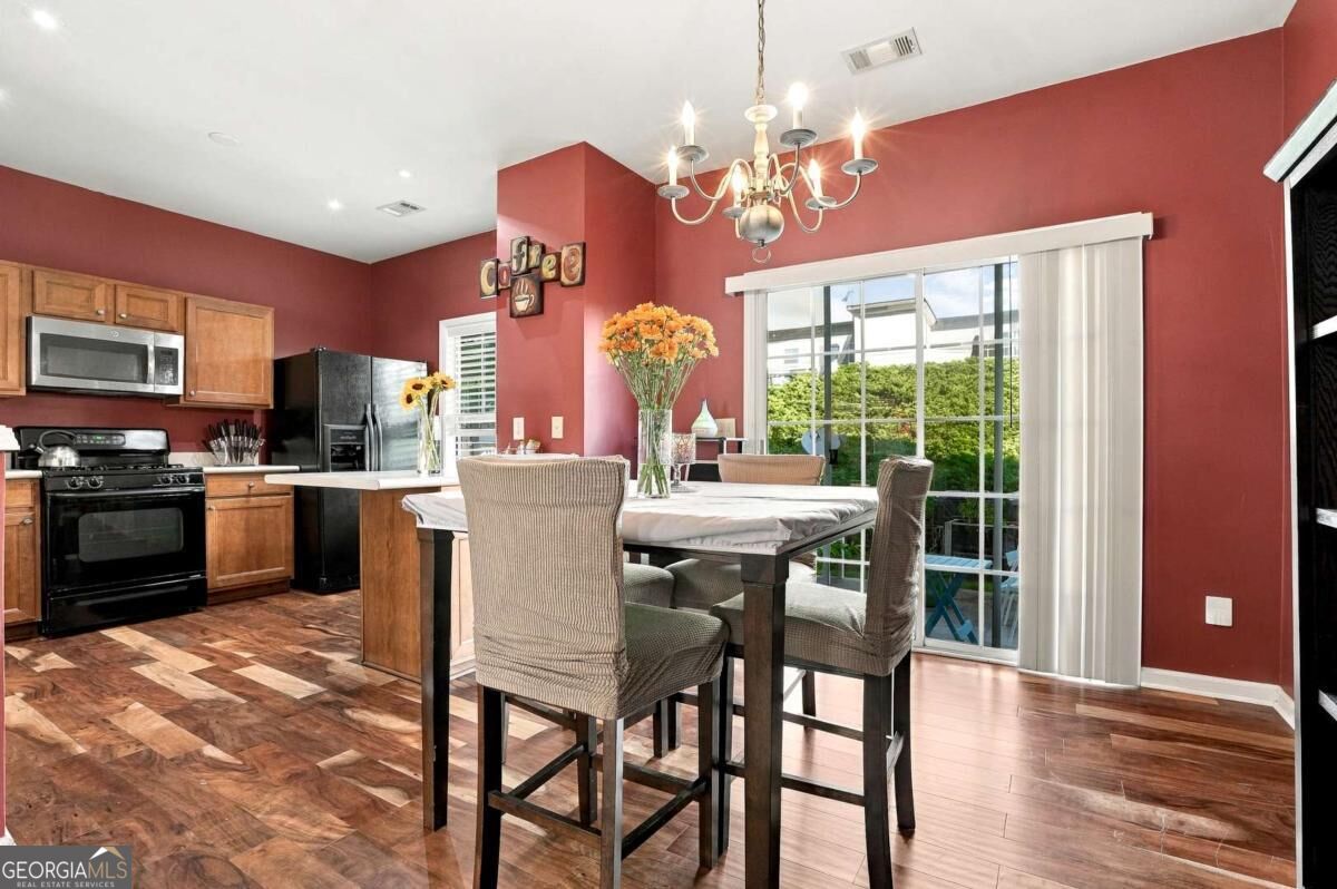 1041 Prestwyck Court Alpharetta GA 30004
