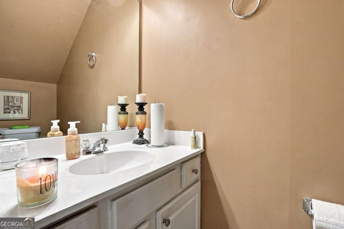 1041 Prestwyck Court Alpharetta GA 30004