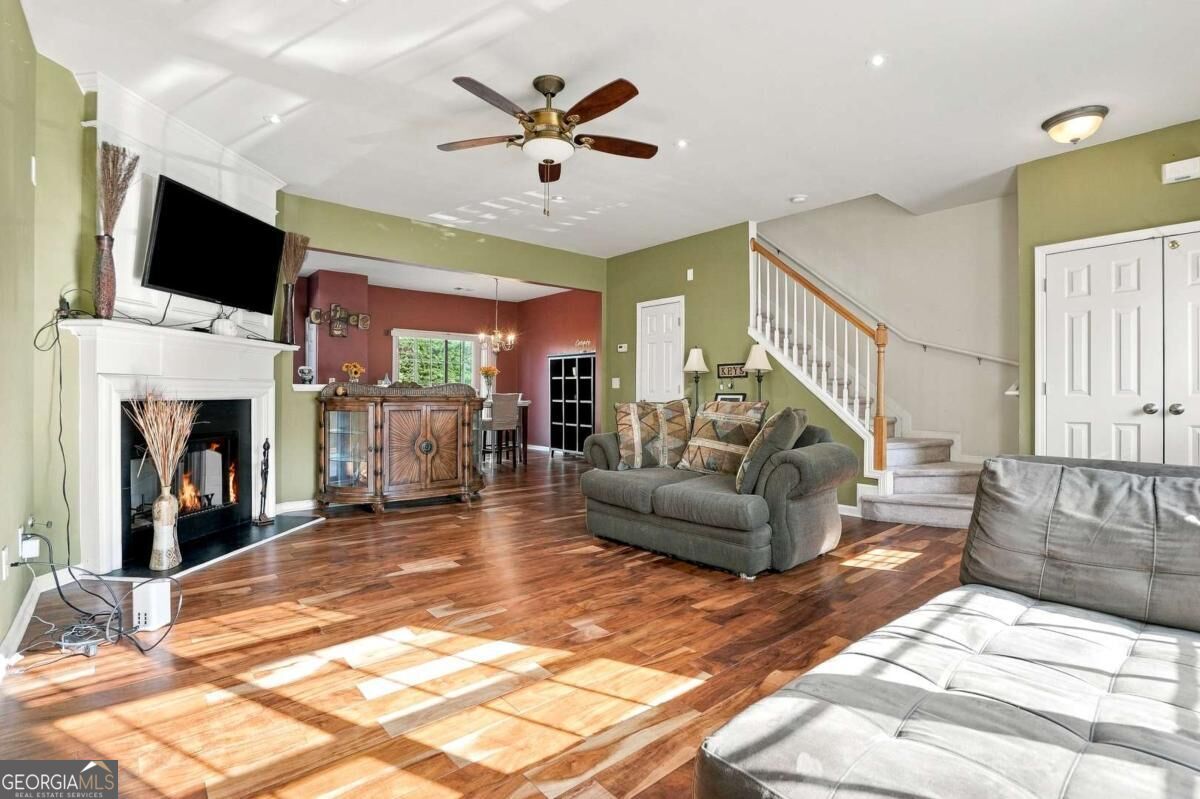 1041 Prestwyck Court Alpharetta GA 30004